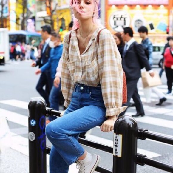 (sold) Heather ヘザー Shirt in Black Check - Picture 3 of 8